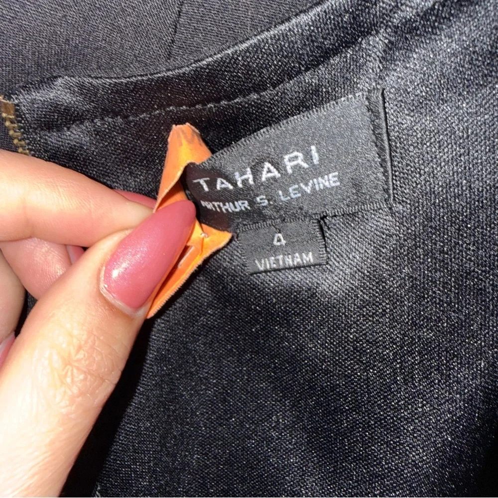 TAHARI Chic Black Mini Dress - Picture 4 of 6